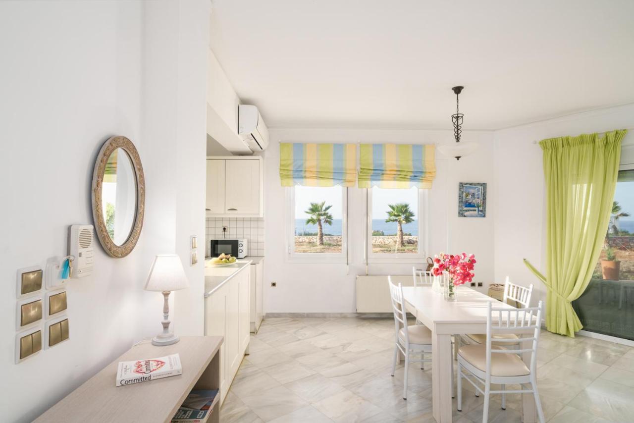 Family Big Apartment Next To The Sea 2-5 People Atsipopoulo Bagian luar foto